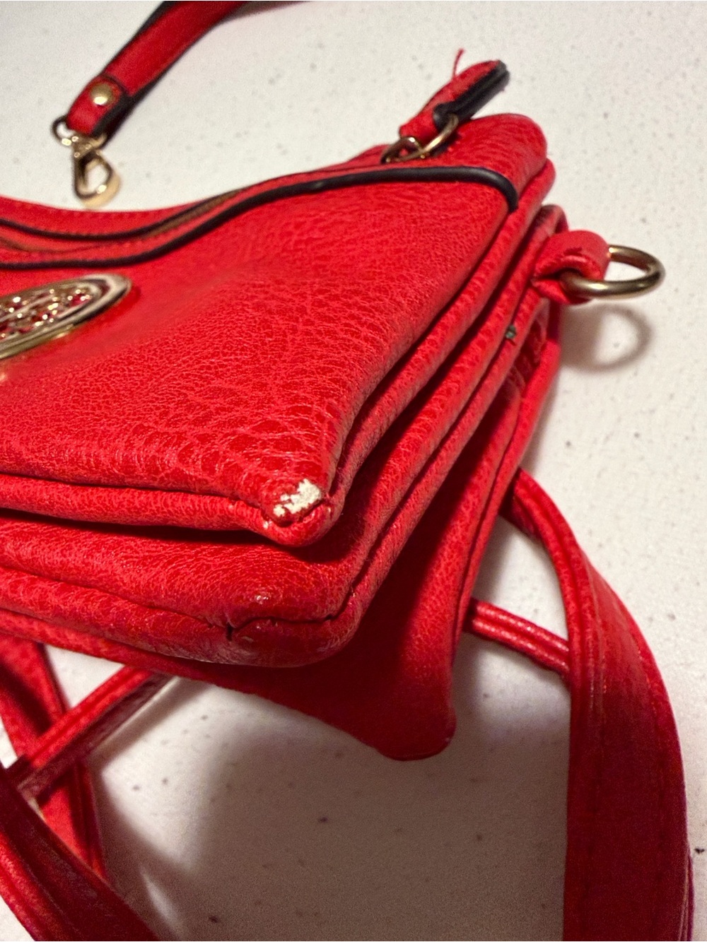 Red Women's Crossbody Bag - Classic Style